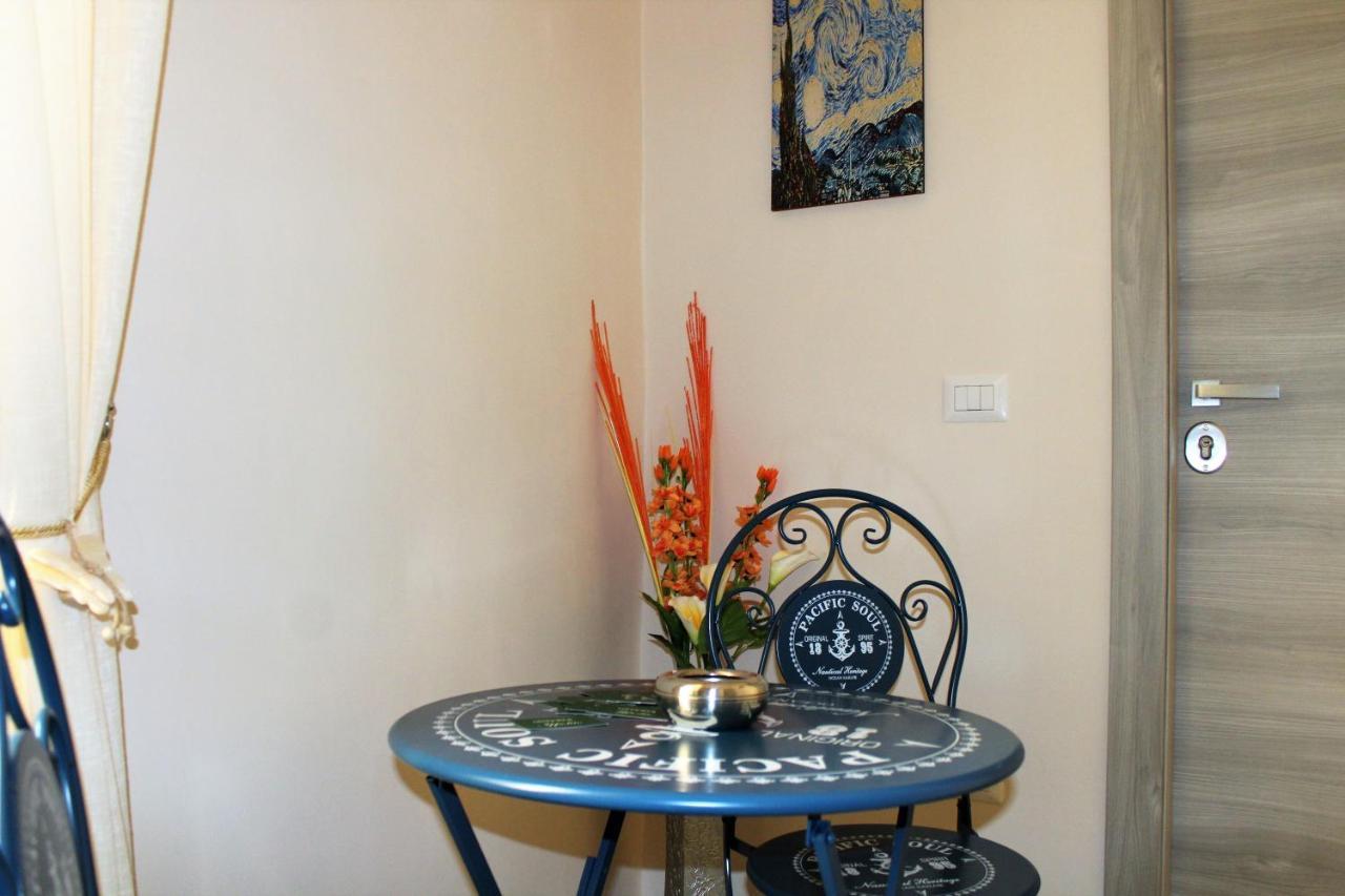 Essenza Di Napoli Bed & Breakfast Eksteriør bilde